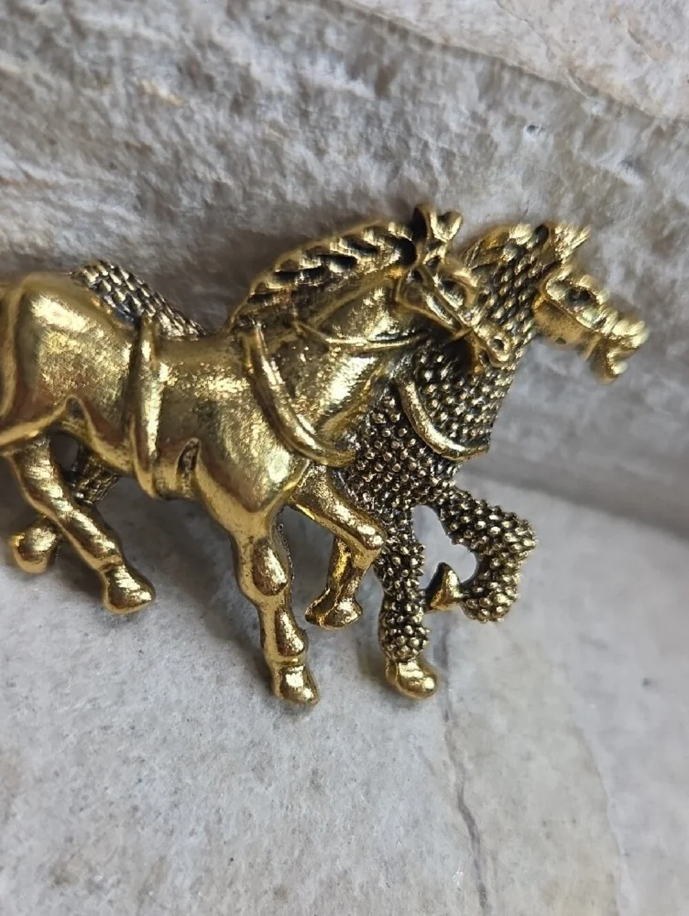 Gold Horse Pair Brooch Decorative Accent